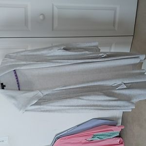 Gorgeous 3x duster sweater in white& gray